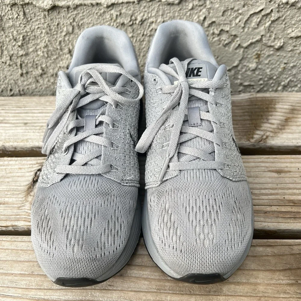 Nike Shoes Women Size 7 Lunarglide 7 Athletic Gray White Black 747356-002